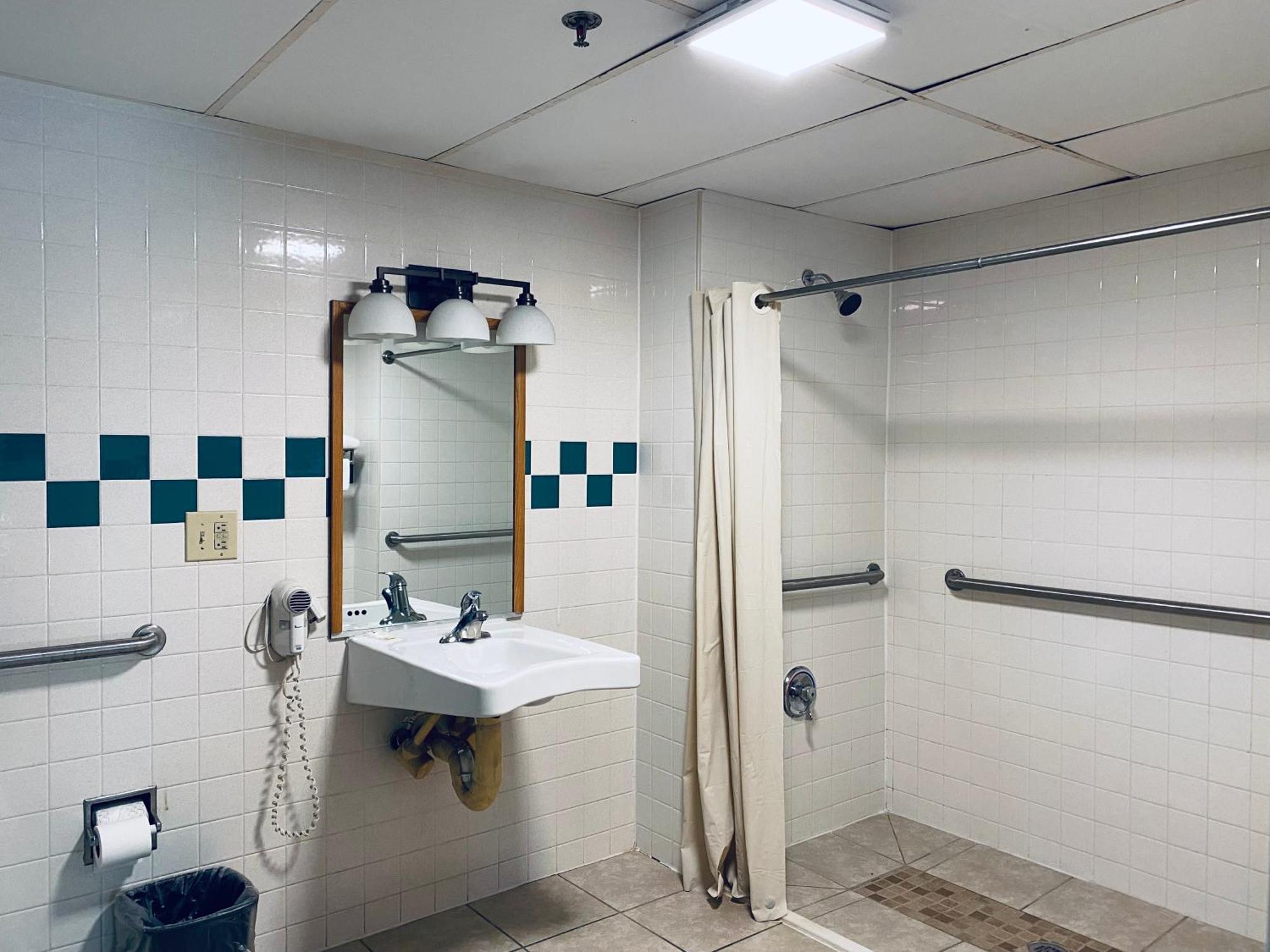 Excel Inn & Suites Фредеріксбург Екстер'єр фото